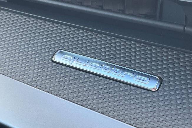 AUDI RS3 Photo 30