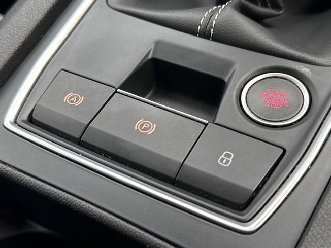 SEAT Leon Photo 48