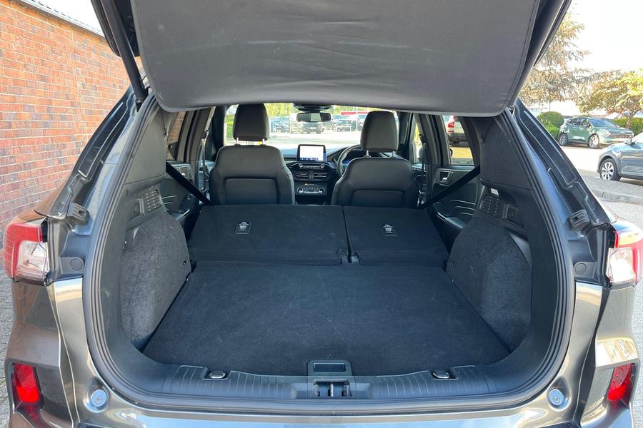 Ford Kuga Photo autoimg-d8b32894ae8463da5afe32d48df258174b9f0b8e.jpg