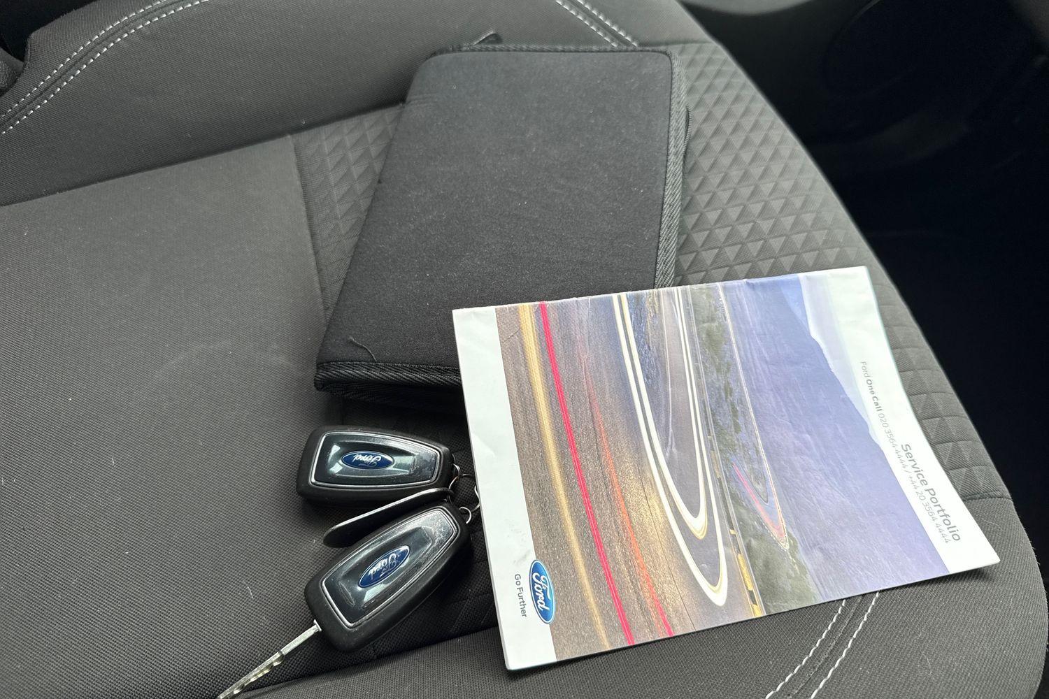 Ford C-Max Photo 21