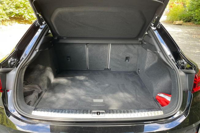 AUDI Q3 Photo 12