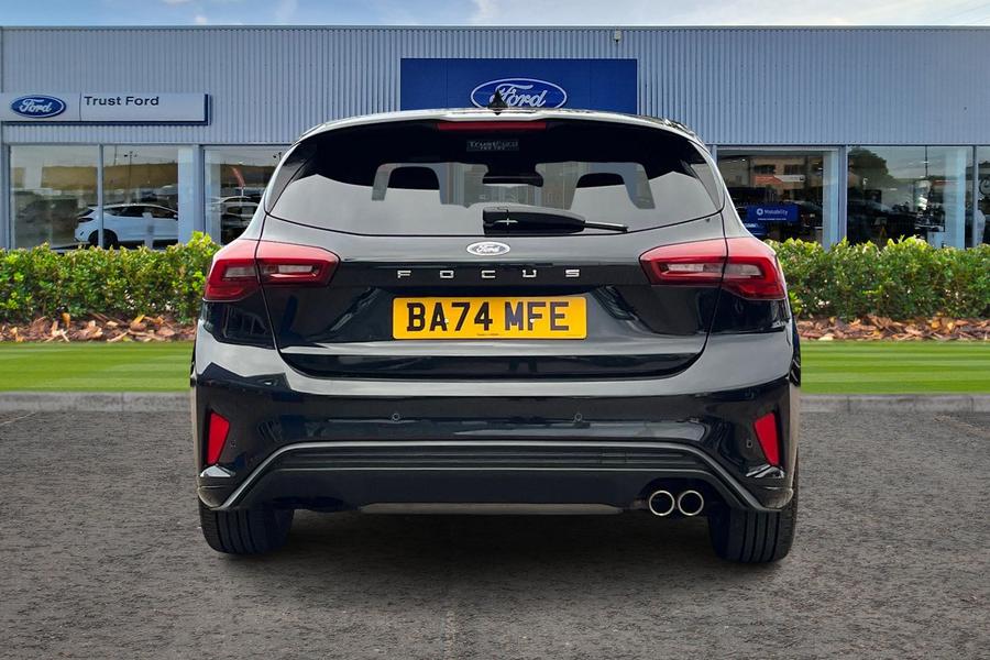 Ford Focus Photo autoimg-d8badf0d11a04ef1b6a6ca84f4bbb377876426fa.jpg