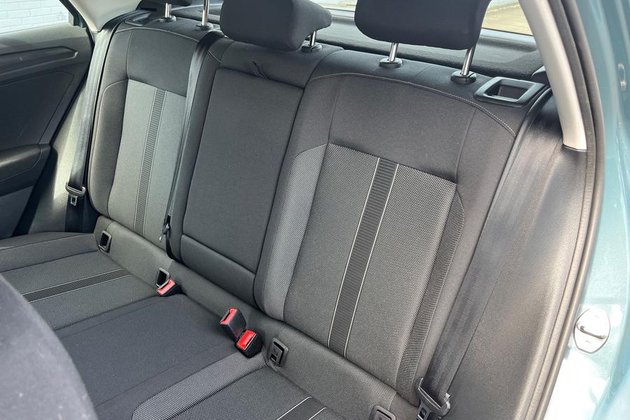 Volkswagen T-ROC Photo autoimg-d8bc49c3a904898f6849b8f260fb61b844d20263.jpg