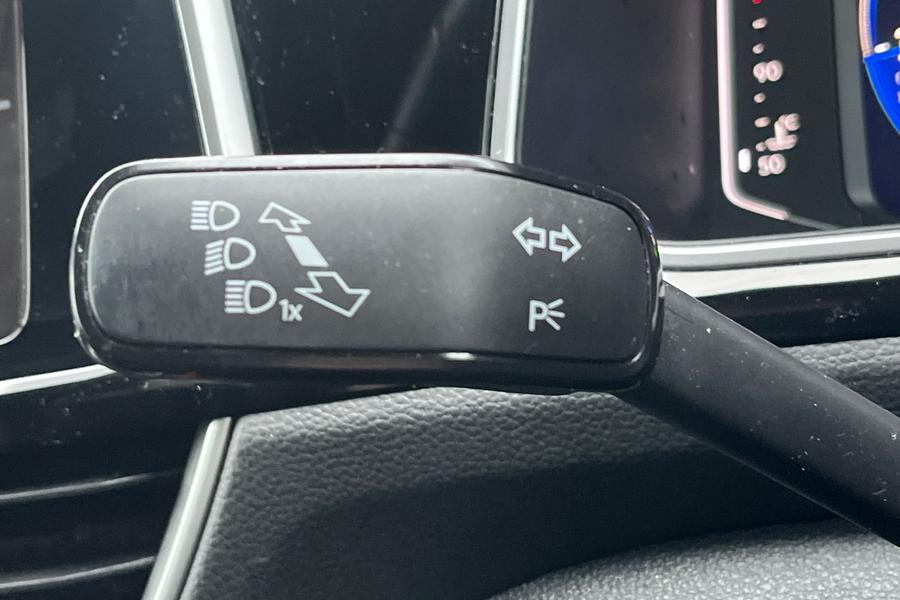 Volkswagen T-ROC Photo autoimg-d8c09e7f60170a9b93bd654a8a81ccbb91ee3b5a.jpg