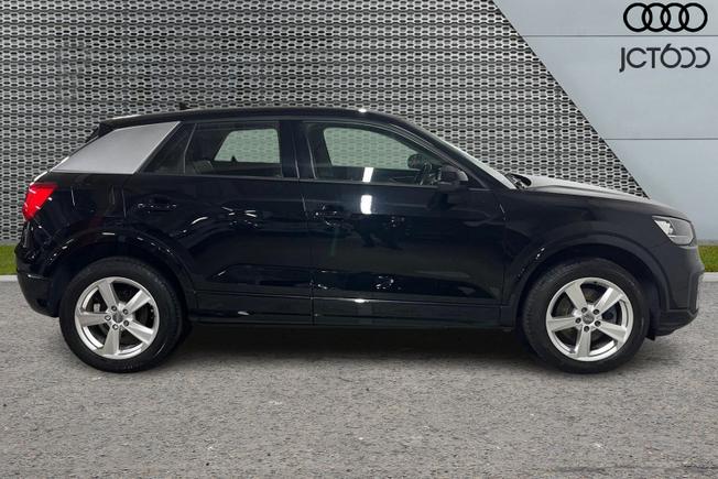 AUDI Q2 Photo 4