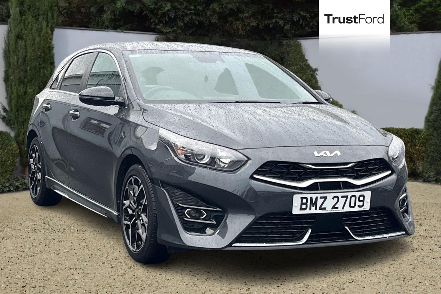 Kia CEED Photo 0