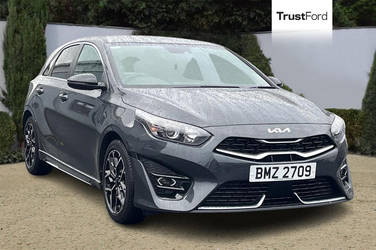 Kia Ceed listing photo