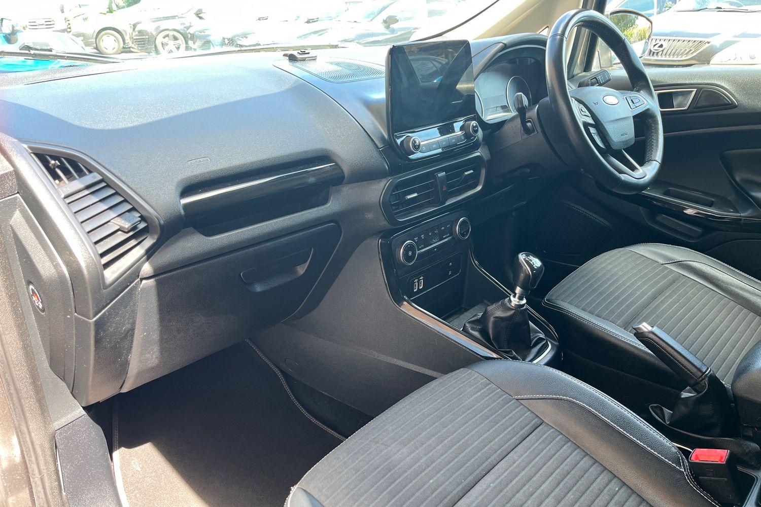 Ford EcoSport Photo 17