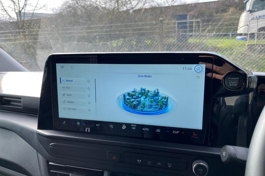 Used Ford TRANSIT CUSTOM WT25FXB 17