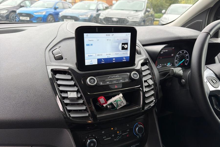 Ford TRANSIT CONNECT Photo autoimg-d8cc39c56444cd534ccca0ca5c8e97520a98ac2c.jpg