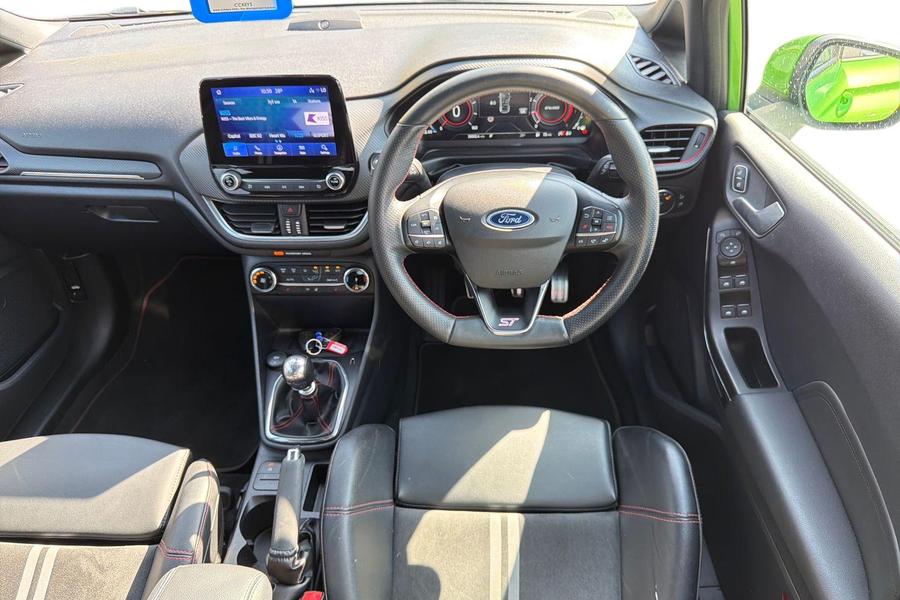 Ford FIESTA Photo autoimg-d8ccaa1053fd47197aceaf53cafedeb1f04c7e33.jpg