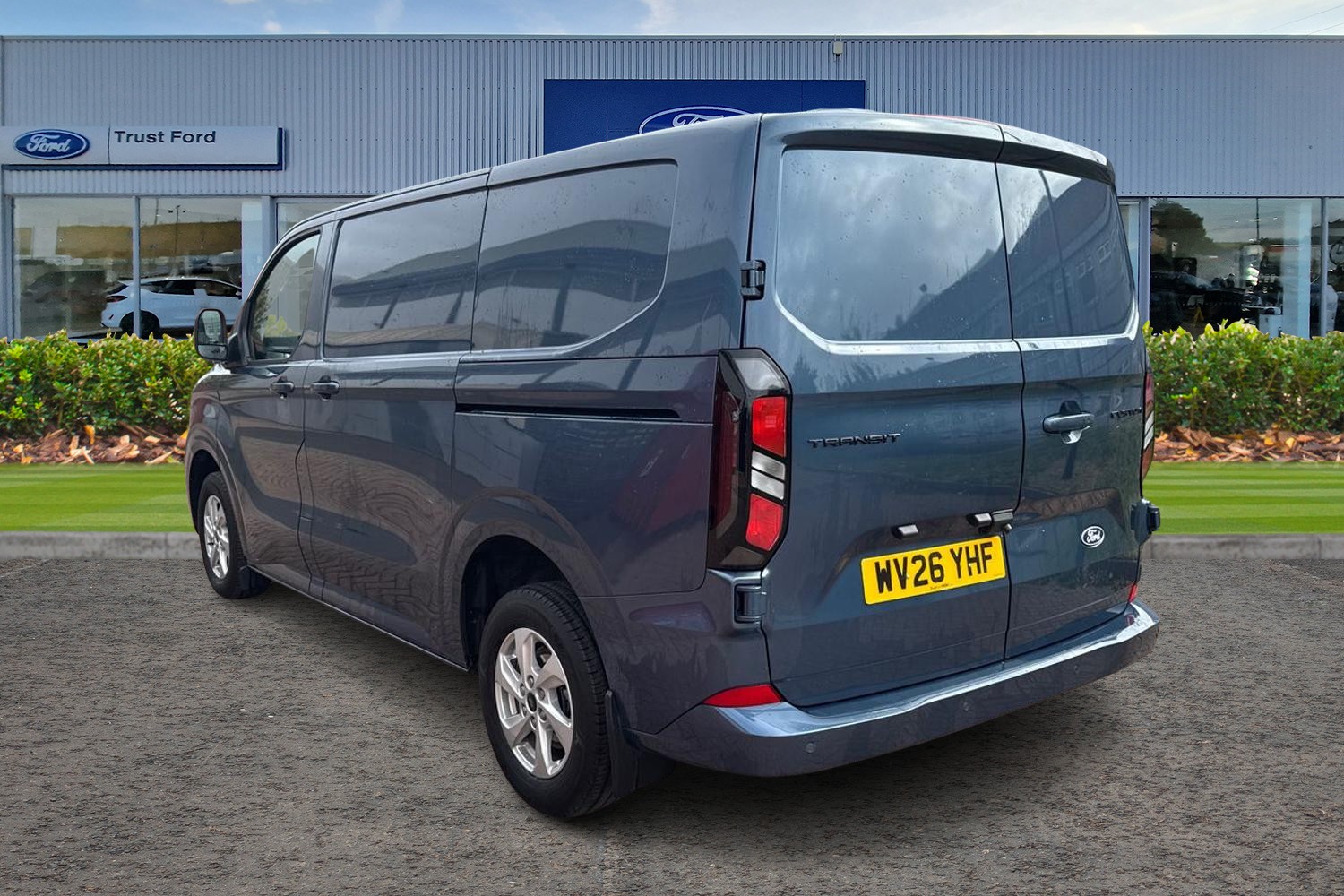 Ford TRANSIT CUSTOM Photo 1