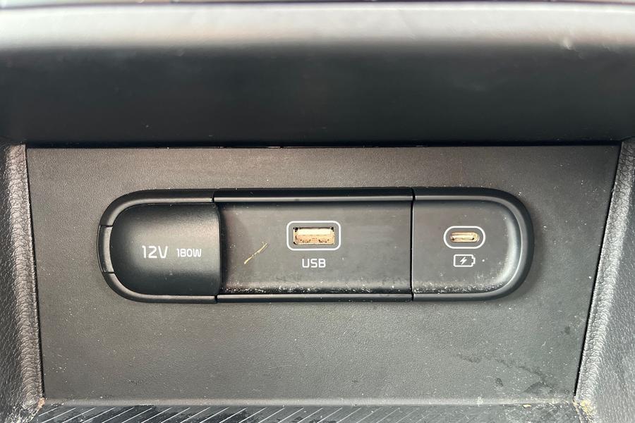 Kia SPORTAGE Photo autoimg-d8cea6897501897f135680e04f8b0ddb4761526a.jpg
