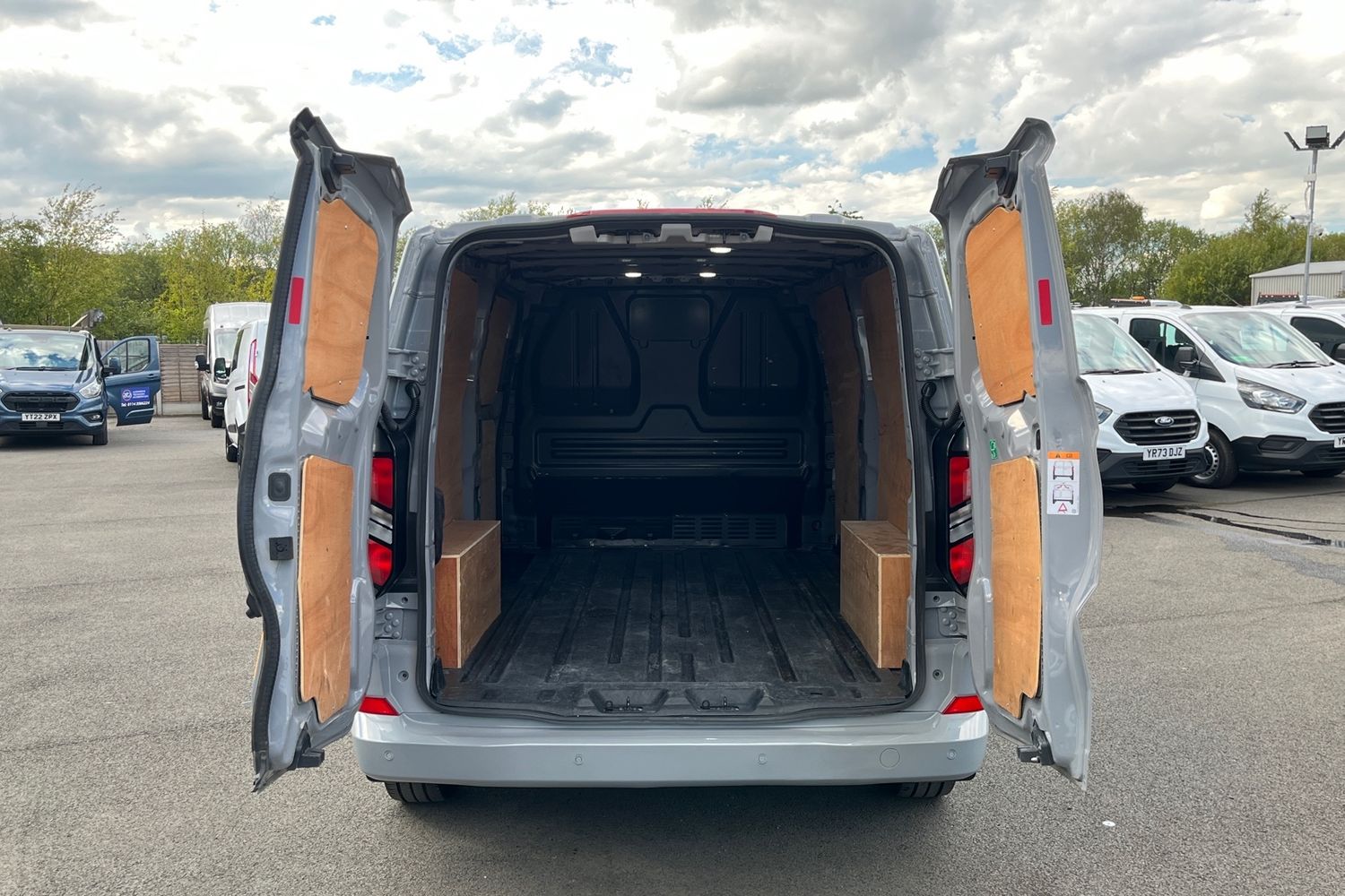 Ford TRANSIT CUSTOM Photo 6