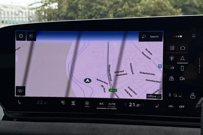 AUDI A6 E-Tron Avant Photo 14