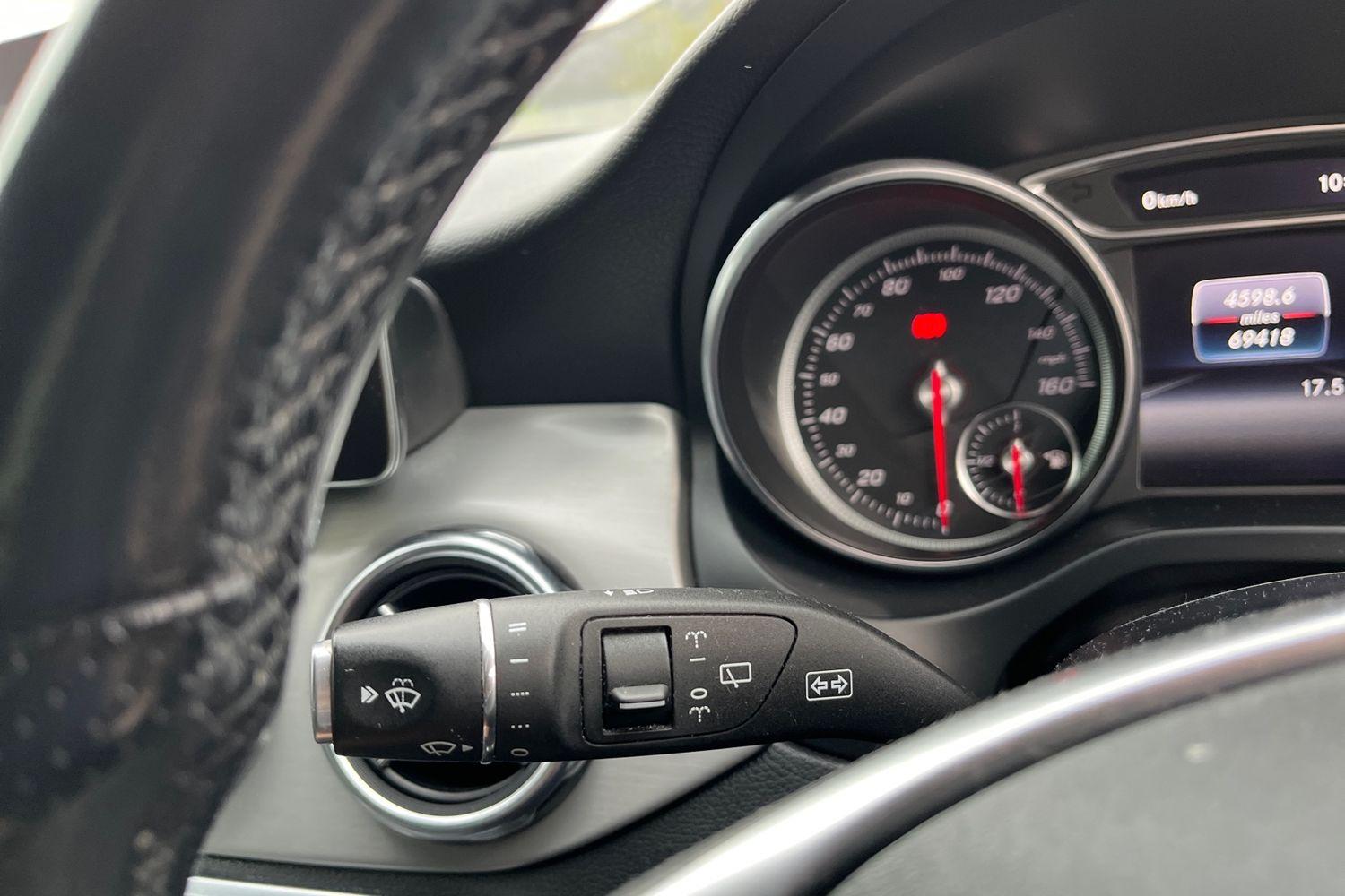 Mercedes-Benz GLA Photo 13