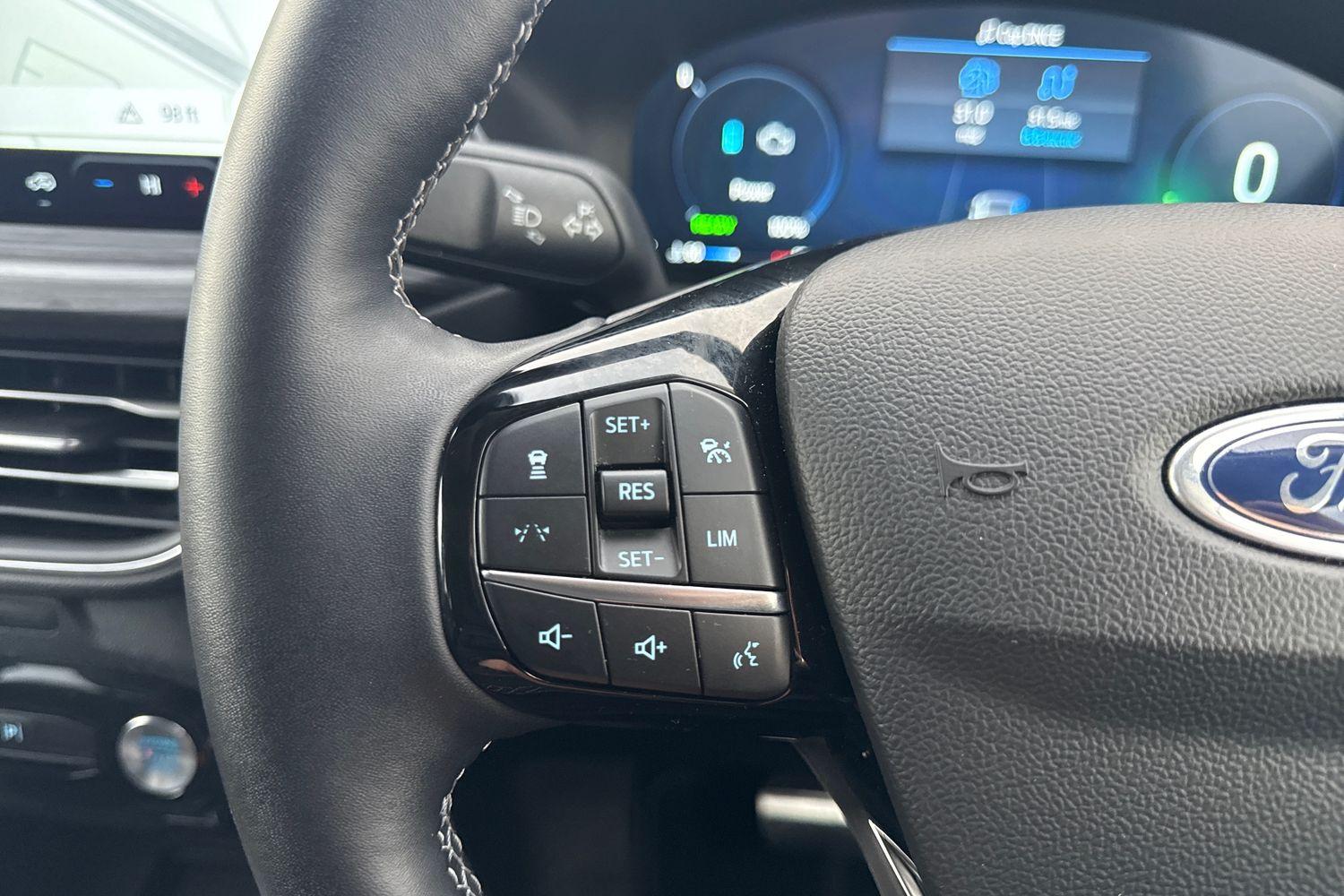 Ford Kuga Photo 25