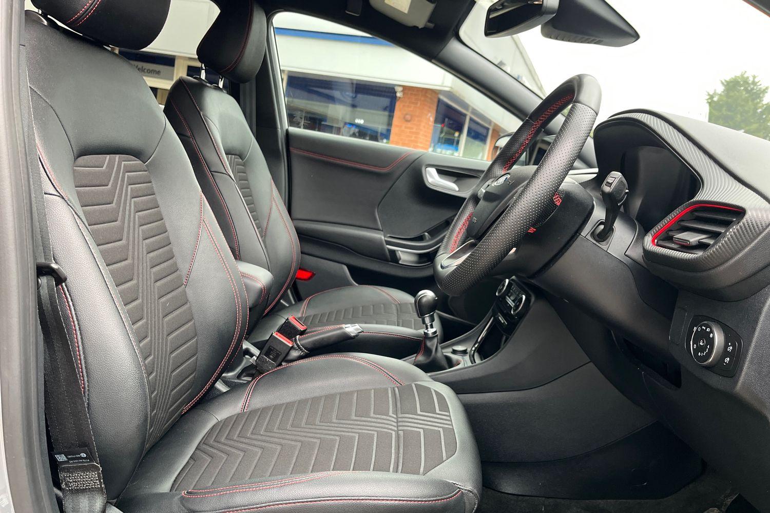 Ford Puma Photo 16