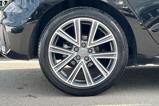 AUDI A1 Photo 5