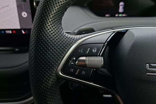 ŠKODA Enyaq Photo 16