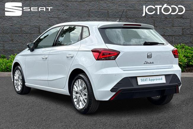 SEAT Ibiza Photo 3