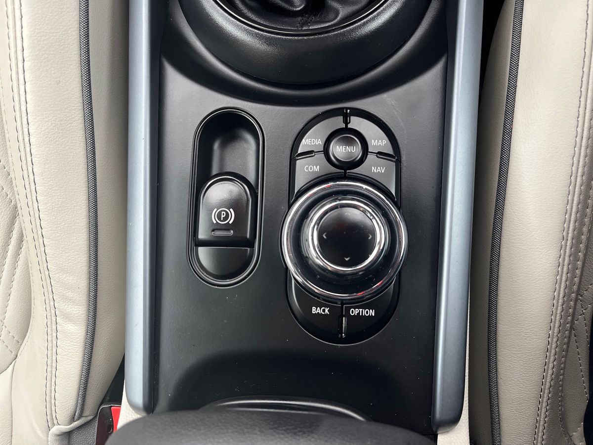 MINI Clubman Photo 28