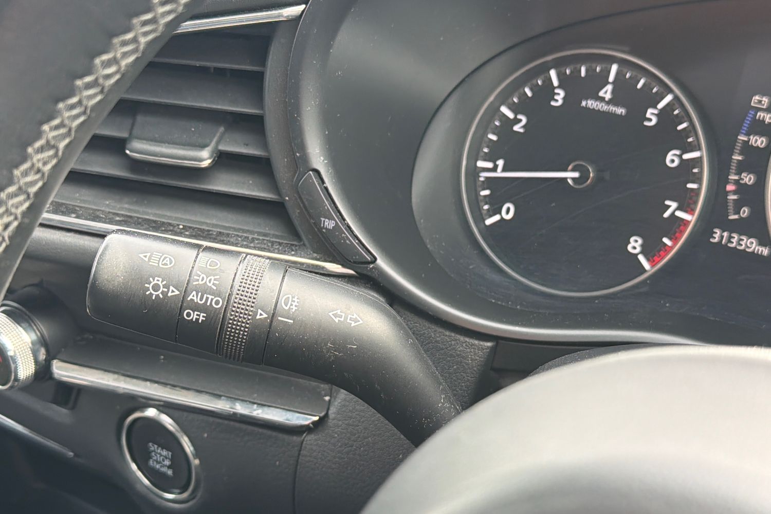 Mazda CX-30 Photo 13