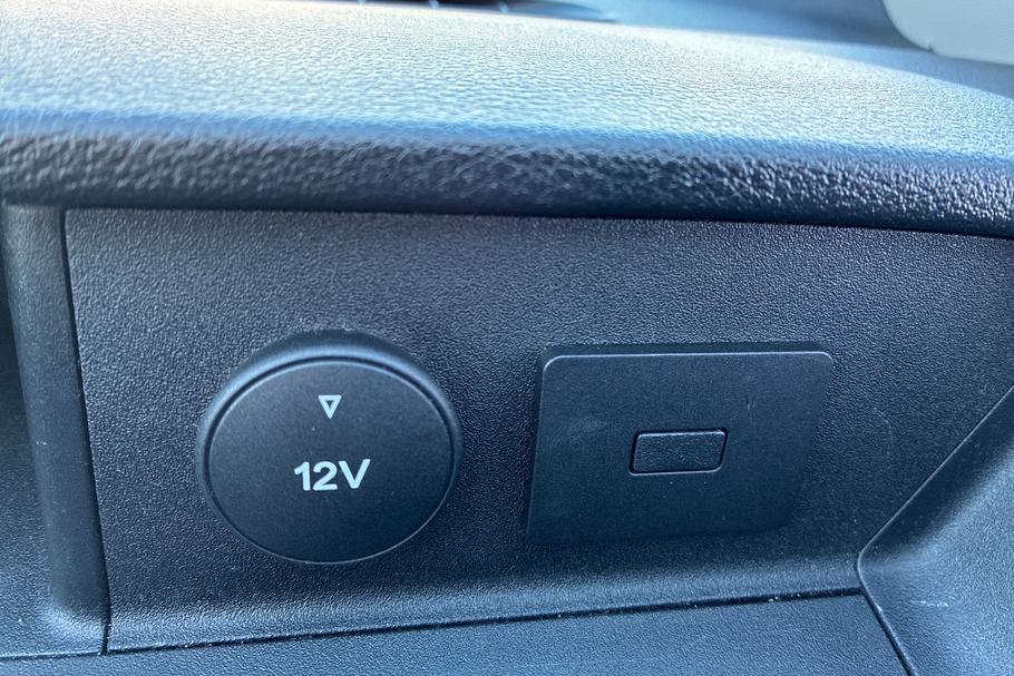 Used FORD TRANSIT CUSTOM YT19CRE 15