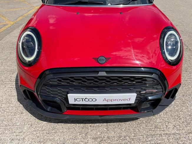 MINI Hatch Photo 21