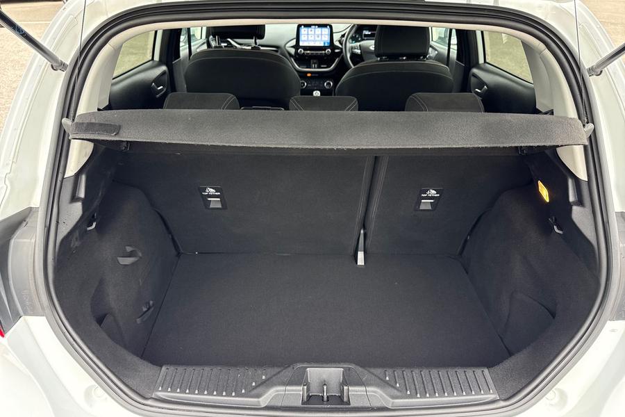 Ford FIESTA Photo autoimg-d8f52549b8f16af8e12a3192c84286d58ac3873c.jpg