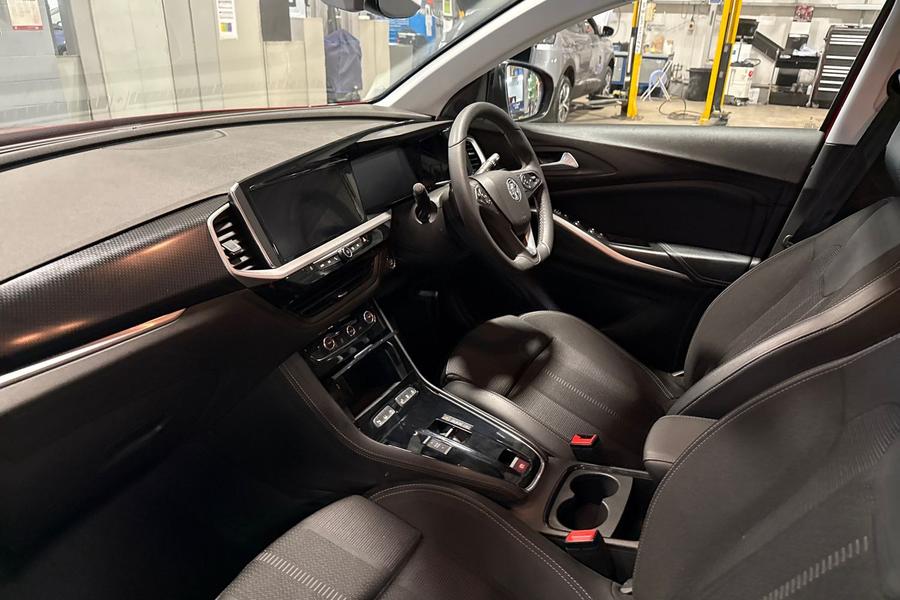 Vauxhall GRANDLAND Photo autoimg-d8f64e26368305060c7113a60dc0d474efa25c1f.jpg