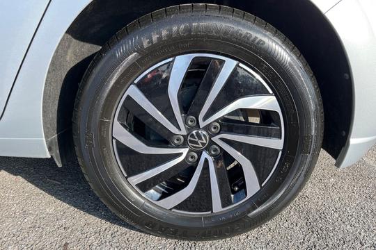 Volkswagen Polo Photo autoimg-d8f92526049f60adbc3bc0330a5db69f35716d30.jpg