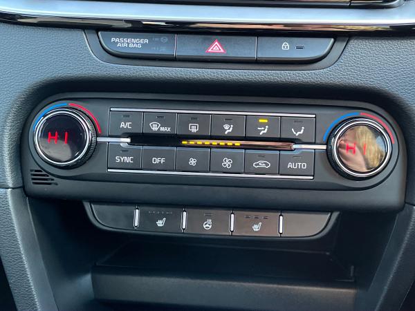 Kia ProCeed Photo autoimg-d8fd8f7d883a02b06bc94c53c1fdc952335849d2.jpg