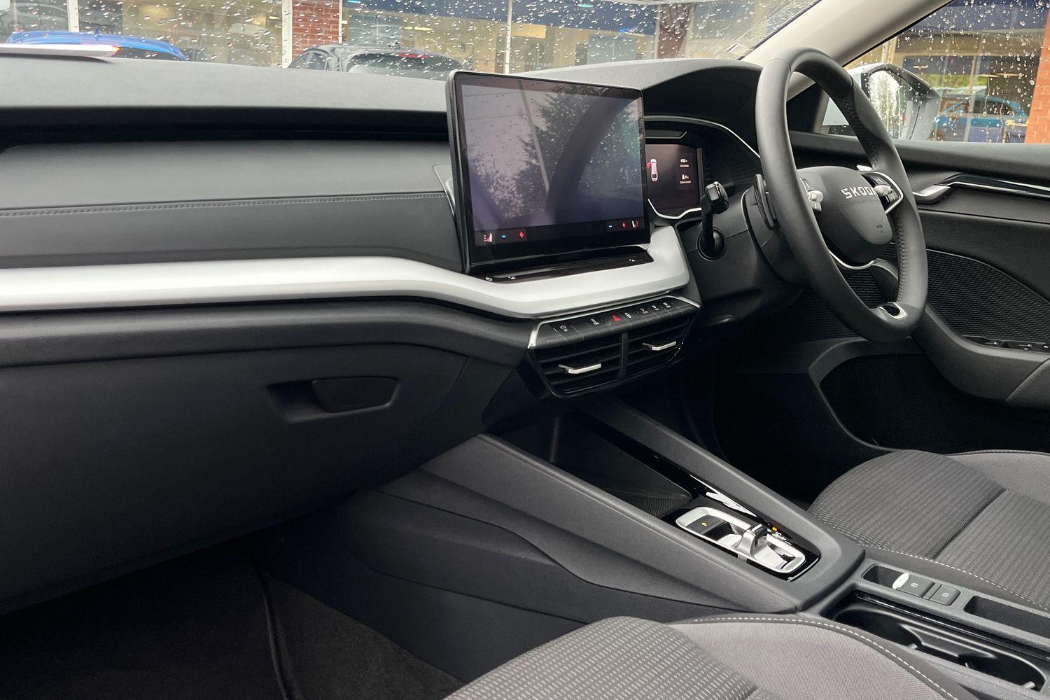 Skoda OCTAVIA Photo 17