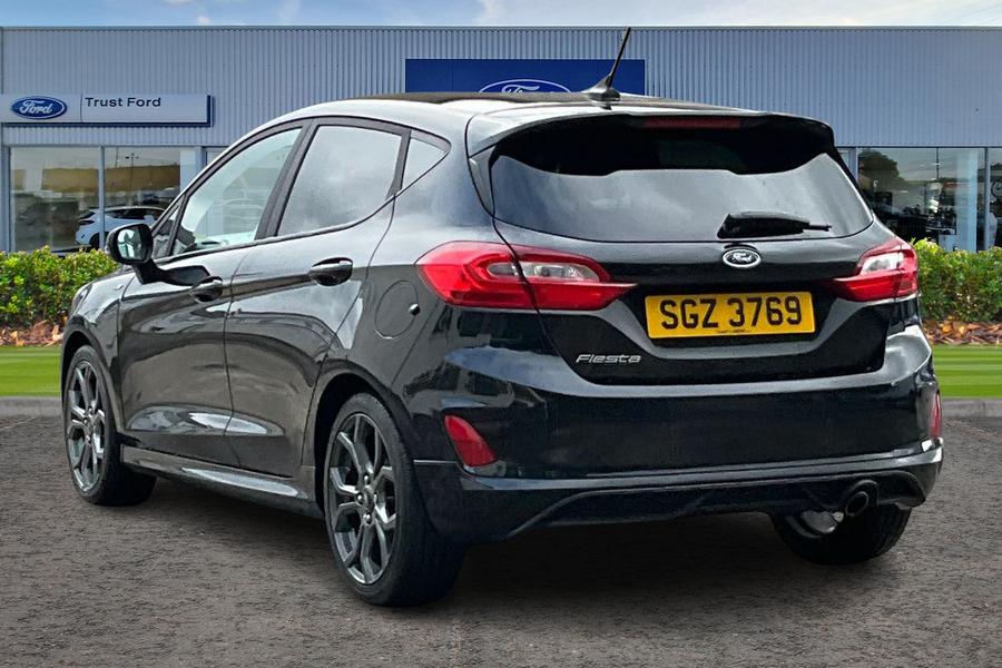 Ford FIESTA Photo autoimg-d9018abe1a5773df5e08f2534d5034ae43afa088.jpg