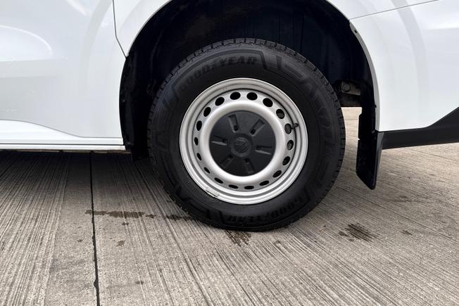 VOLKSWAGEN e-Transporter Photo 5