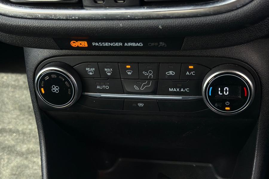 Ford FIESTA Photo autoimg-d910d49d24fdbd19732a03e8eb10225ae8c4c015.jpg