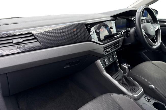 Volkswagen Polo Photo 2