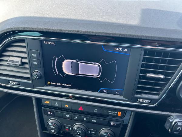 SEAT Leon Photo autoimg-d91a59d40e640a96f01d112266ec9793b746d0c2.jpg