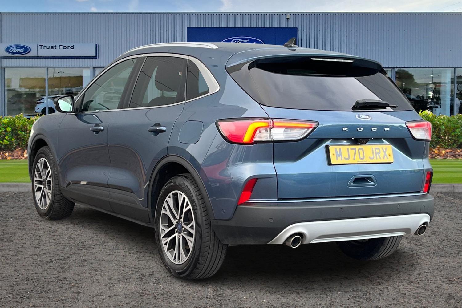 Ford KUGA Photo 1