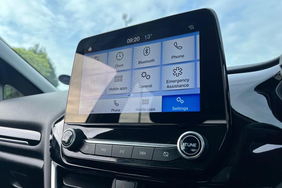 Ford FIESTA Photo autoimg-d9228f9f409fa9738f1a9808b64f8e84eac5e22d.jpg