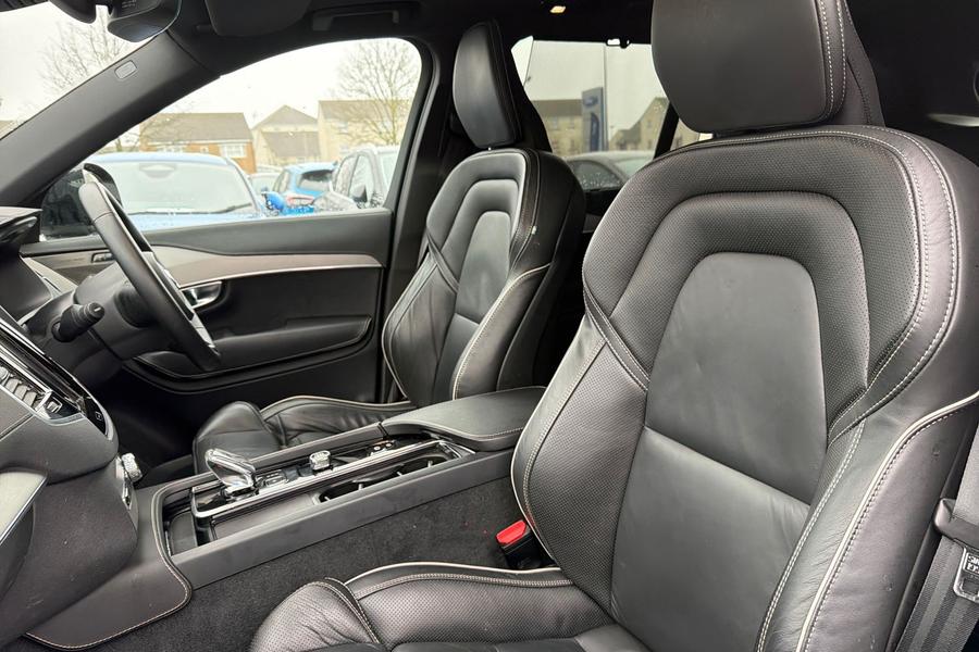 Volvo XC90 Photo autoimg-d922cde07d17c52f84f1411865c8e78684aa82ae.jpg