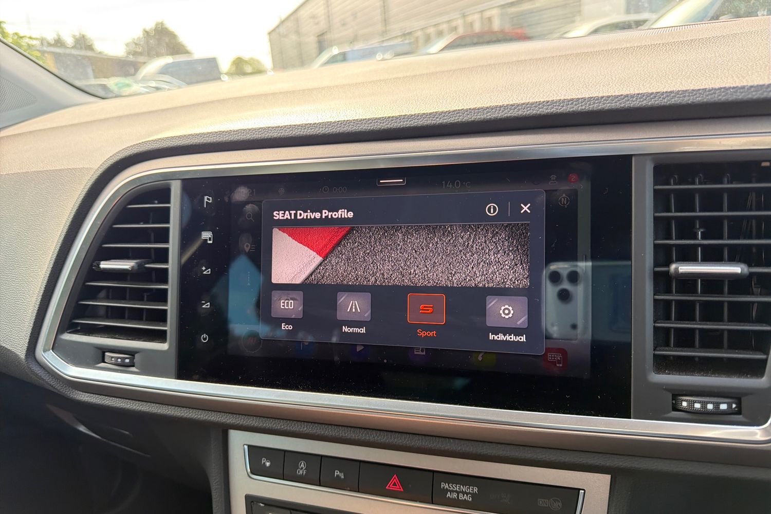SEAT ATECA Photo 38