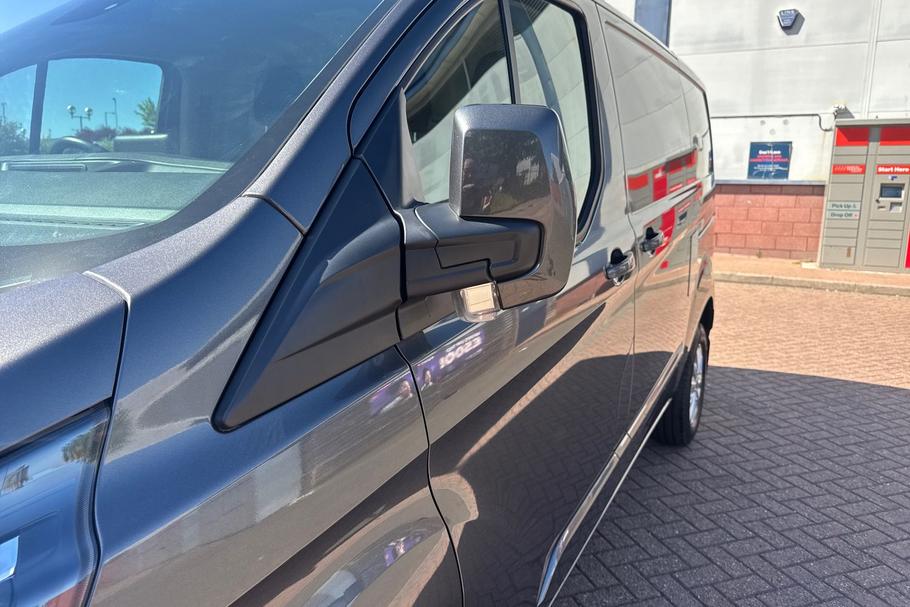 Used FORD TRANSIT CUSTOM BJ22WHD 27