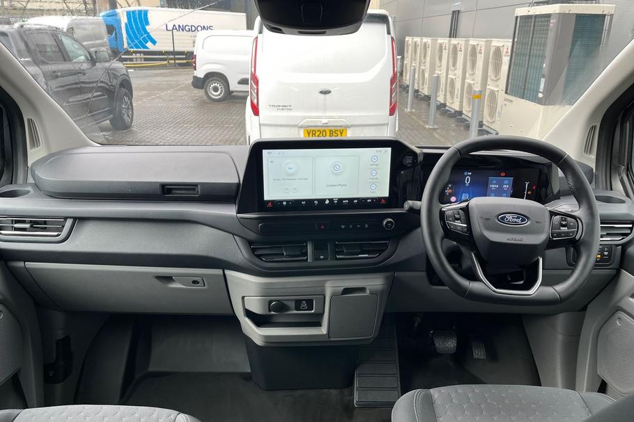 Used Ford Transit Custom YO25URB 33