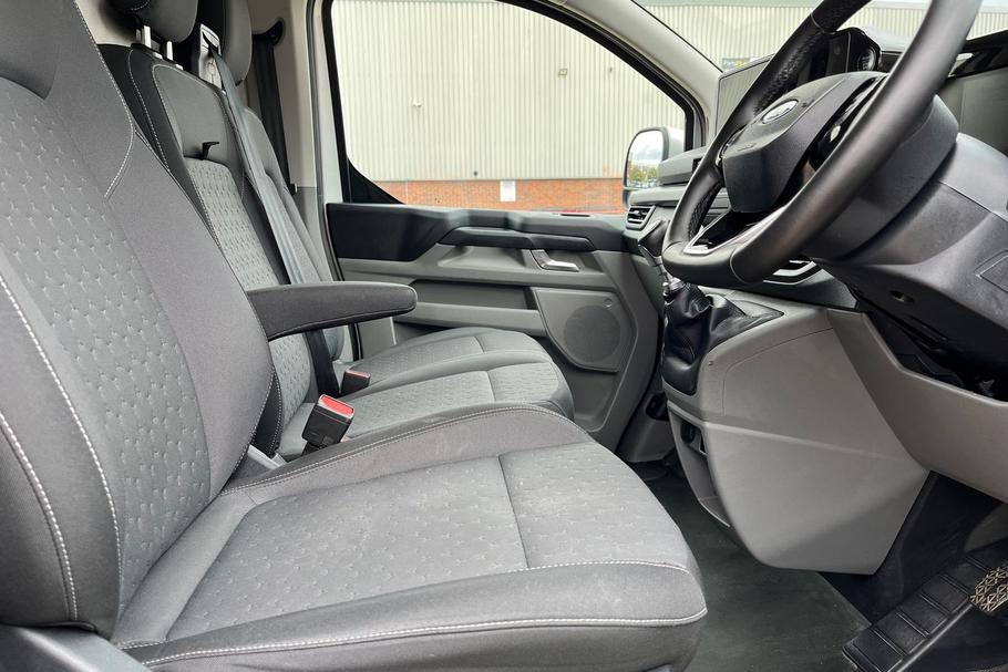 Used Ford TRANSIT CUSTOM LA24ATN 26