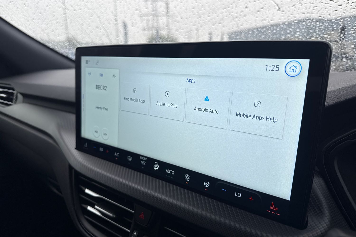 Ford KUGA Photo 28