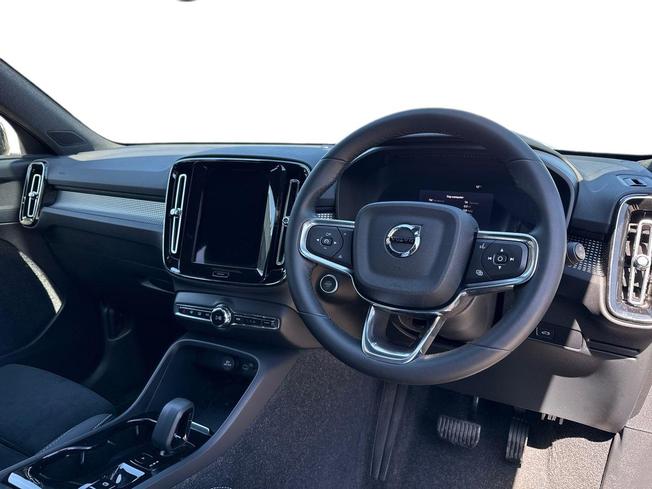 VOLVO Xc40 Photo 6