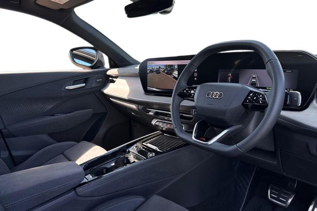 AUDI Q3 Photo 6
