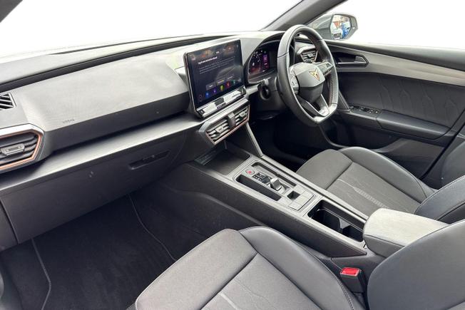 CUPRA Leon Photo 2